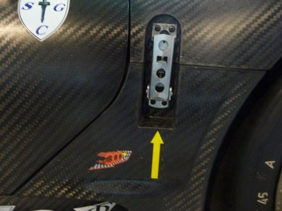 Детали экстерьера Ferrari P4/5 Competizione 2011 года  (фото 21 из 24)